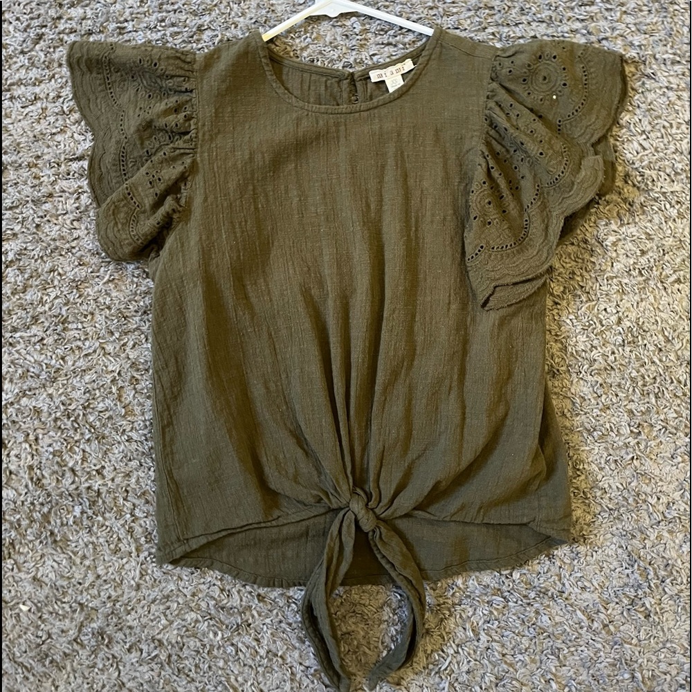 Francesca’s Miami Dark Green Blouse